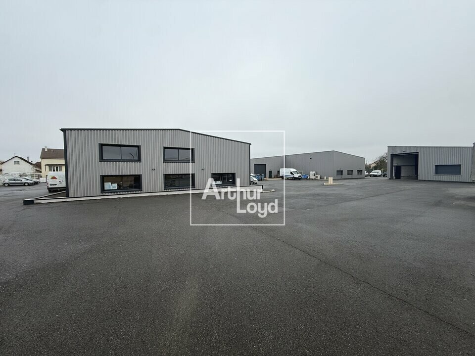 Flex in Varennes-sur-Seine for sale Building Photo- Image 1 of 10