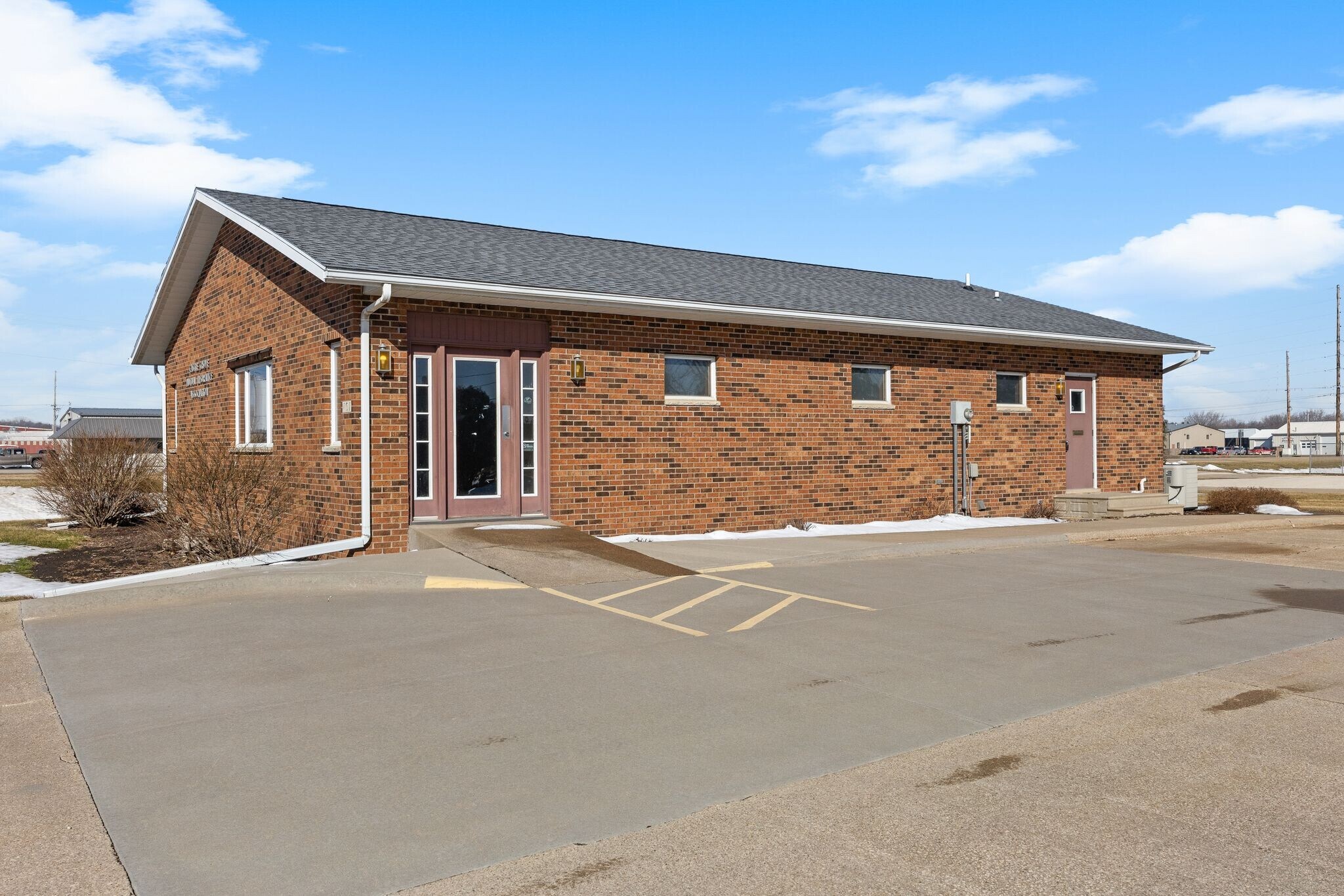 101 E 10th St, Monticello, IA à vendre Photo principale- Image 1 de 22