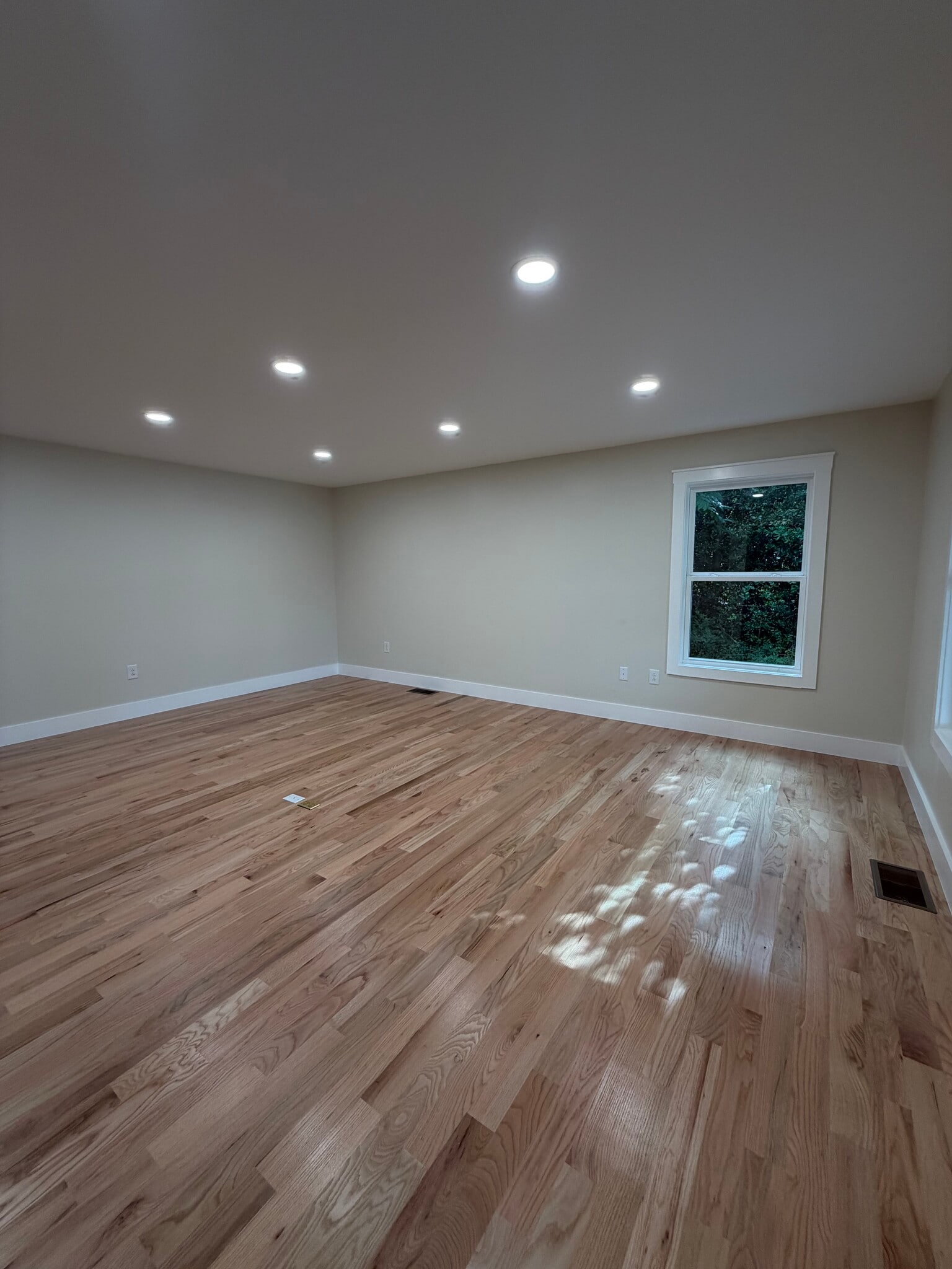 84 Chatham Suite B St, Pittsboro, NC for lease Interior Photo- Image 1 of 6
