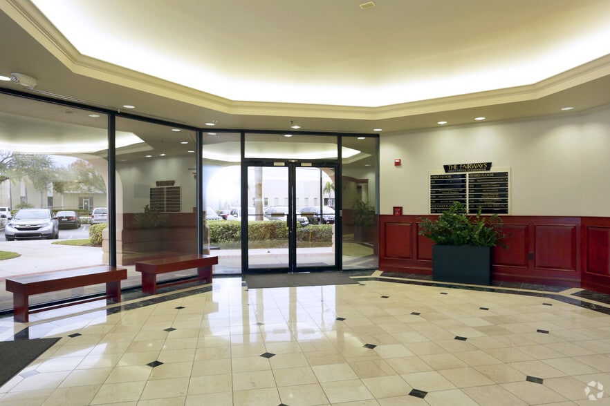 8200 Bryan Dairy Rd, Largo, FL for lease - Lobby - Image 3 of 6