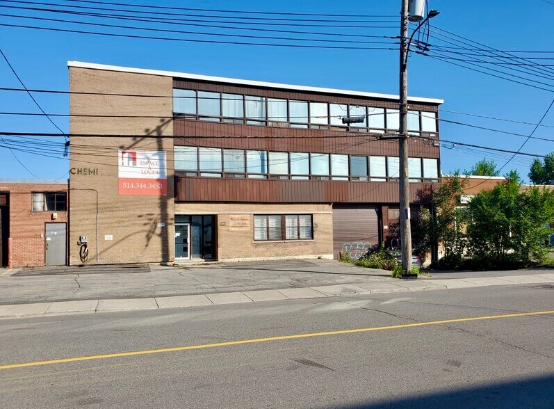 5565 Rue Paré, Mt Royal, QC à louer - Photo du bâtiment - Image 3 de 3