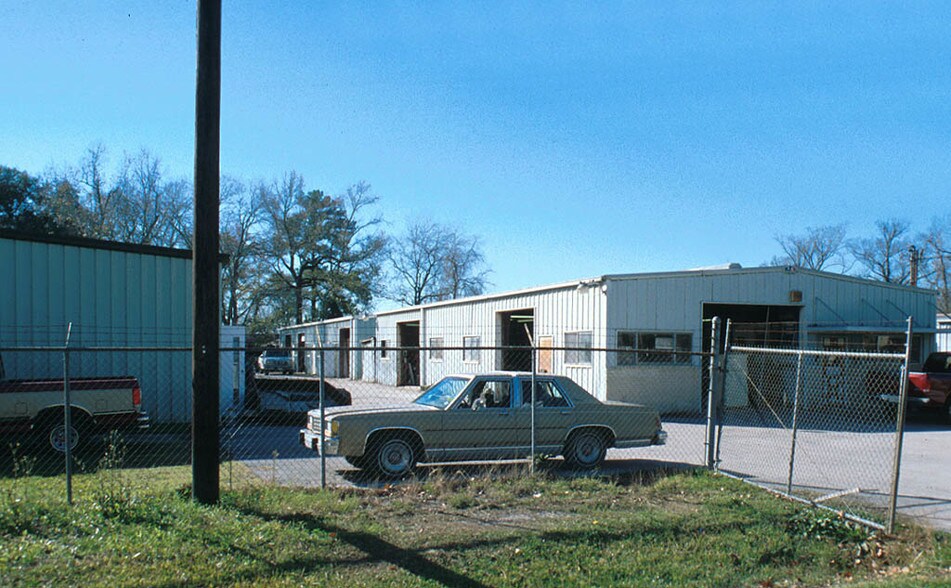 12 Farrell St, Houston, TX à vendre - Photo du bâtiment - Image 2 de 3