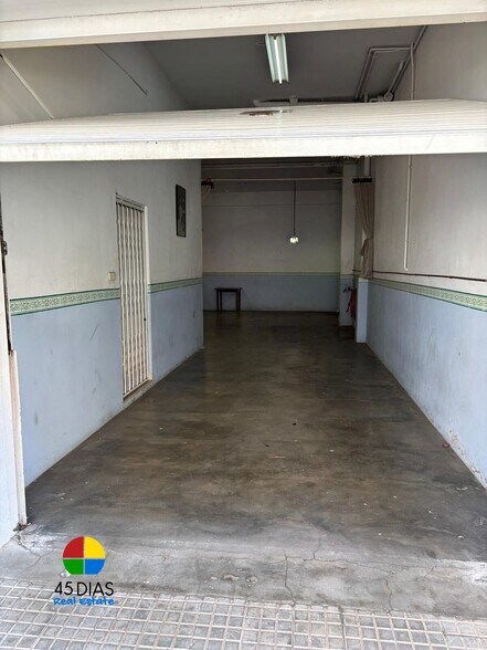 Retail in Cerdanyola del Vallès, Barcelona for lease - Interior Photo - Image 3 of 3