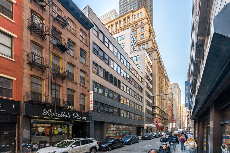156 William St, New York, NY for lease - Building Photo - Image 2 of 12