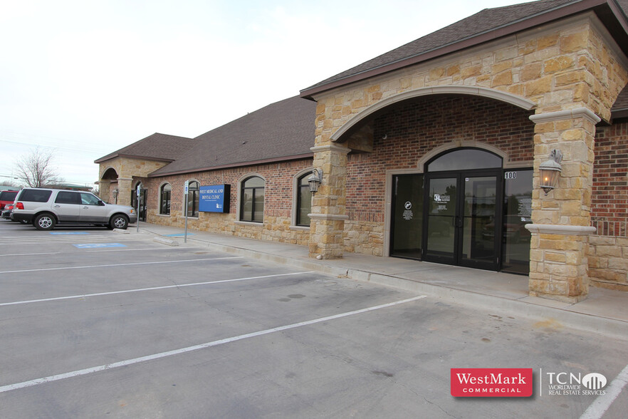 5424 19th St, Lubbock, TX à louer - Photo du bâtiment - Image 1 de 15