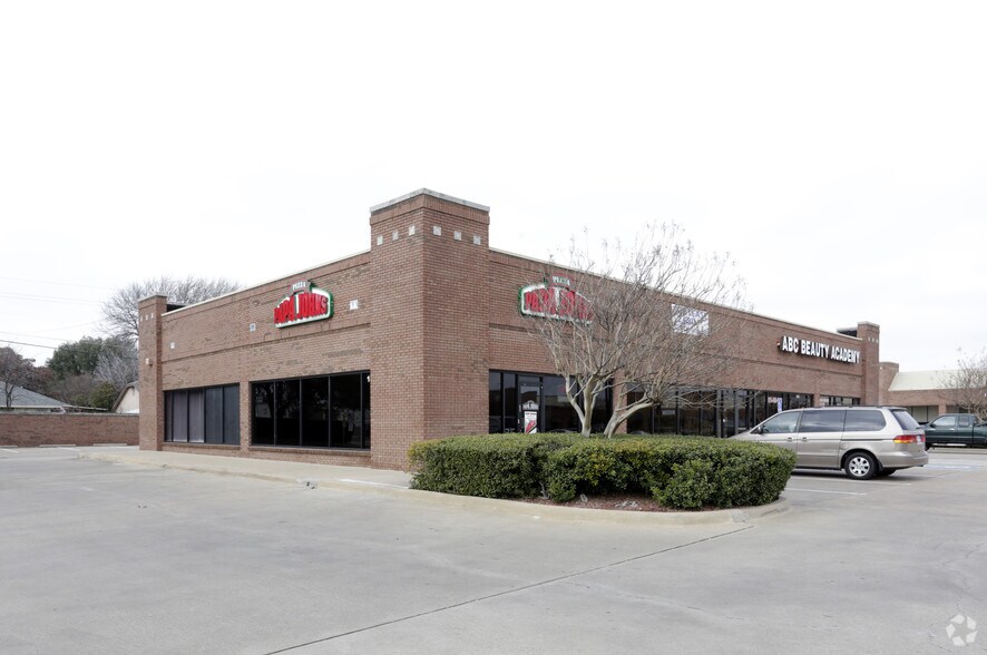2105-2193 Buckingham Rd, Richardson, TX à louer - Photo principale - Image 2 de 9