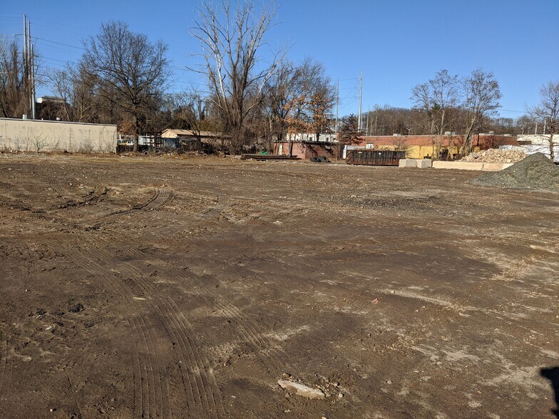 346-350 Walnut Street Ext, Agawam, MA à vendre - Photo de construction - Image 2 de 6