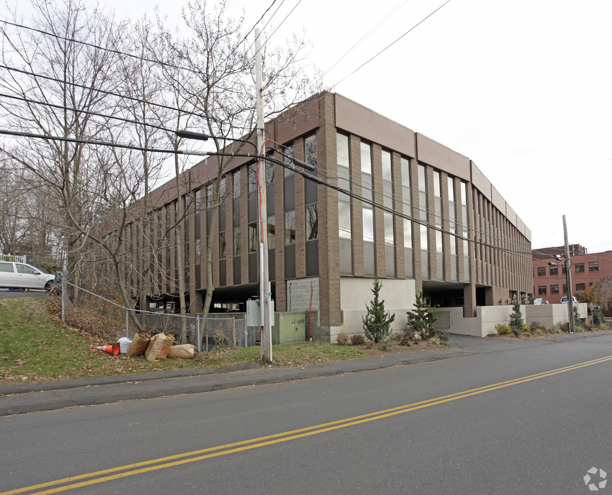 50 Locust Ave, New Canaan, CT for lease Building Photo- Image 1 of 5