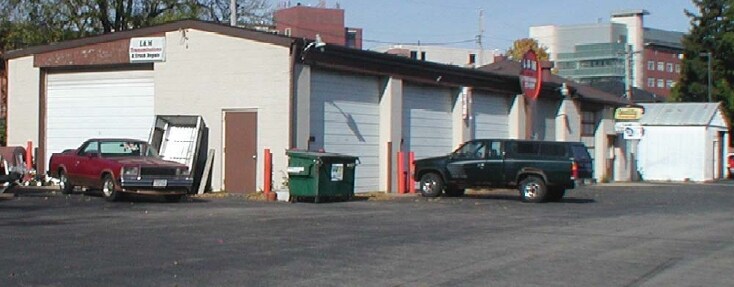 915 Haywood Dr, Madison, WI à vendre - Photo principale - Image 1 de 3