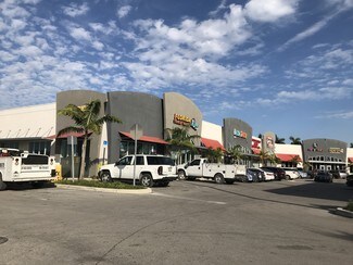 Plus de détails pour 13115 W Okeechobee Rd, Hialeah, FL - Commerce de détail à louer