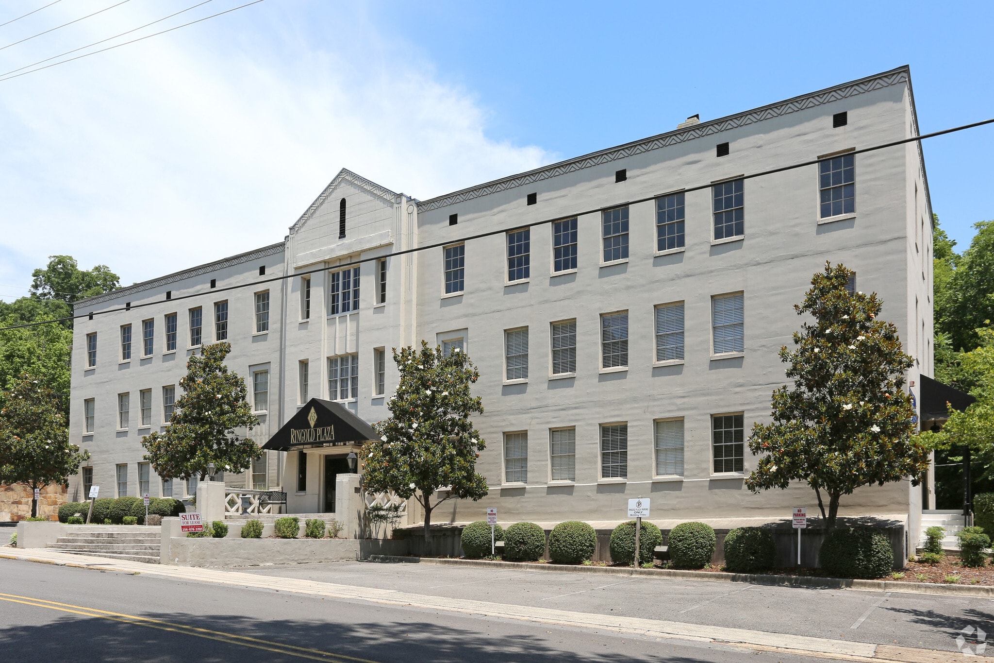 2208 Ringold St, Guntersville, AL for lease Primary Photo- Image 1 of 5