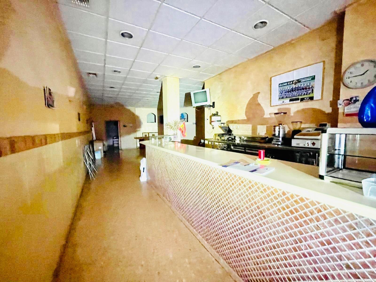 Retail in Elche, Alicante for sale Interior Photo- Image 1 of 22