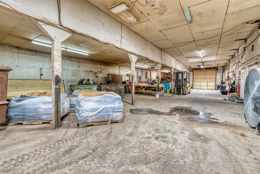 2290 W Jeff Davis Hwy, Elkton, KY à louer - Photo intérieure - Image 3 de 11