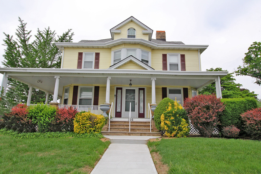 166 Gatzmer Ave, Jamesburg, NJ à vendre - Photo du bâtiment - Image 1 de 1