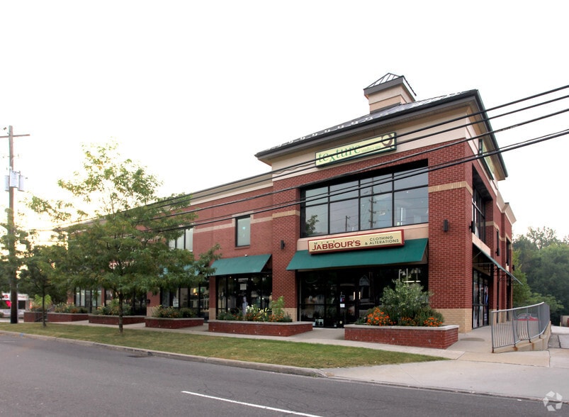 3310 Kent Rd, Stow, OH for lease - Primary Photo - Image 1 of 10