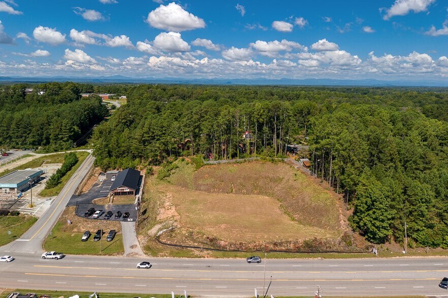 994 US 123 Hwy, Seneca, SC à vendre - Photo du bâtiment - Image 2 de 10
