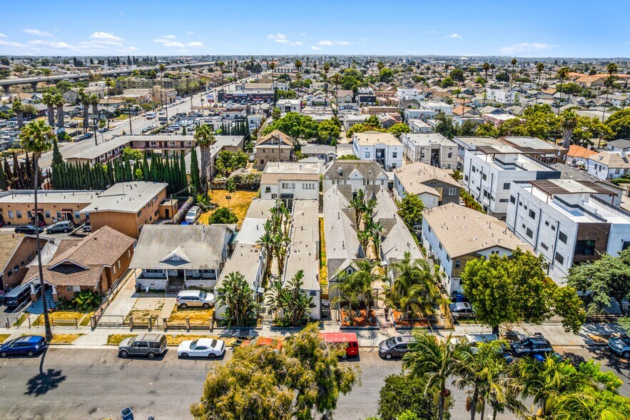 526-534 W 47th St, Los Angeles, CA à vendre - Photo du bâtiment - Image 3 de 49