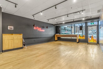 2750 Ch Sainte-Foy, Québec, QC for lease Interior Photo- Image 2 of 8