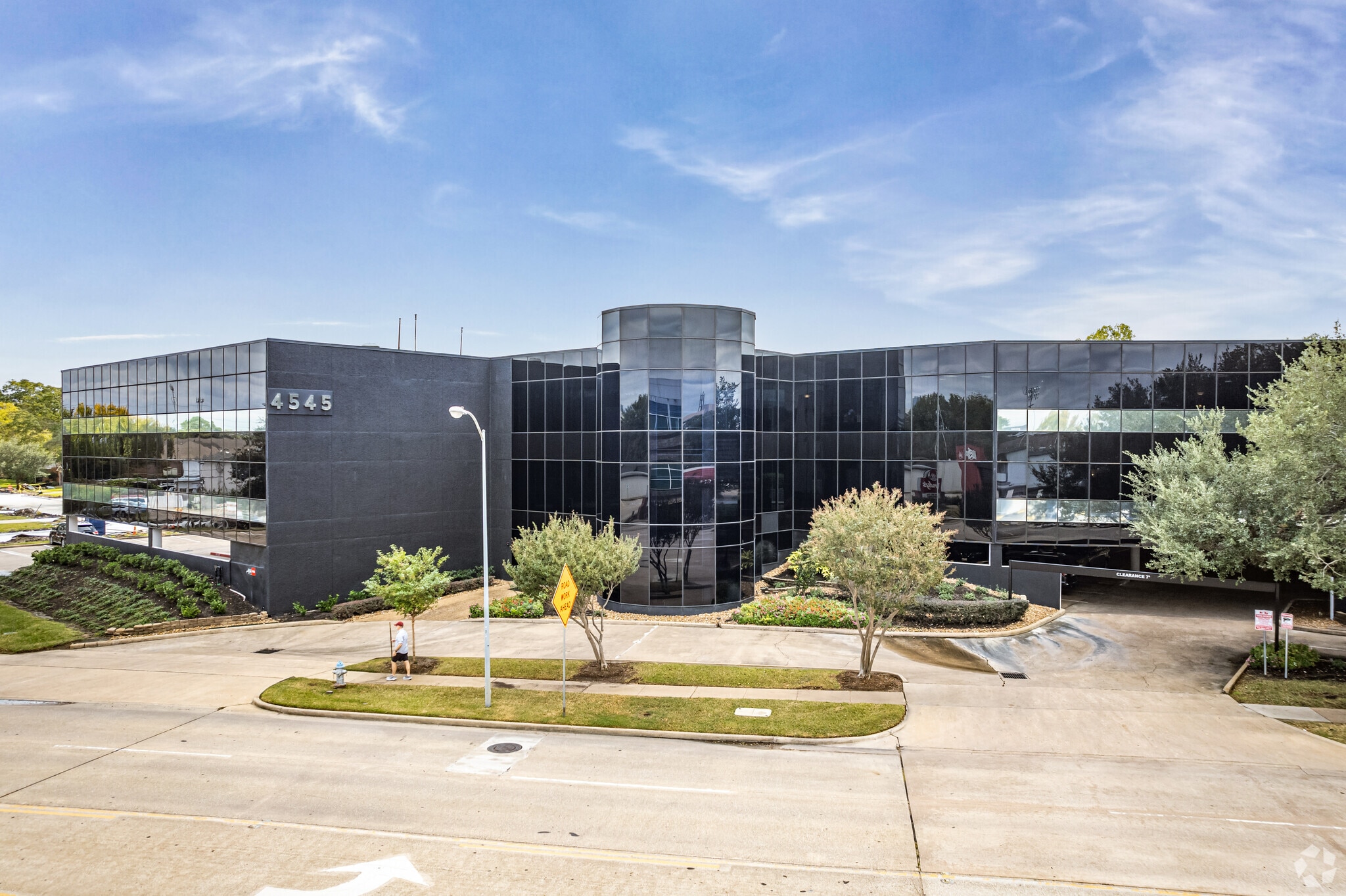 4545 Bissonnet St, Bellaire, TX à louer Photo du bâtiment- Image 1 de 6