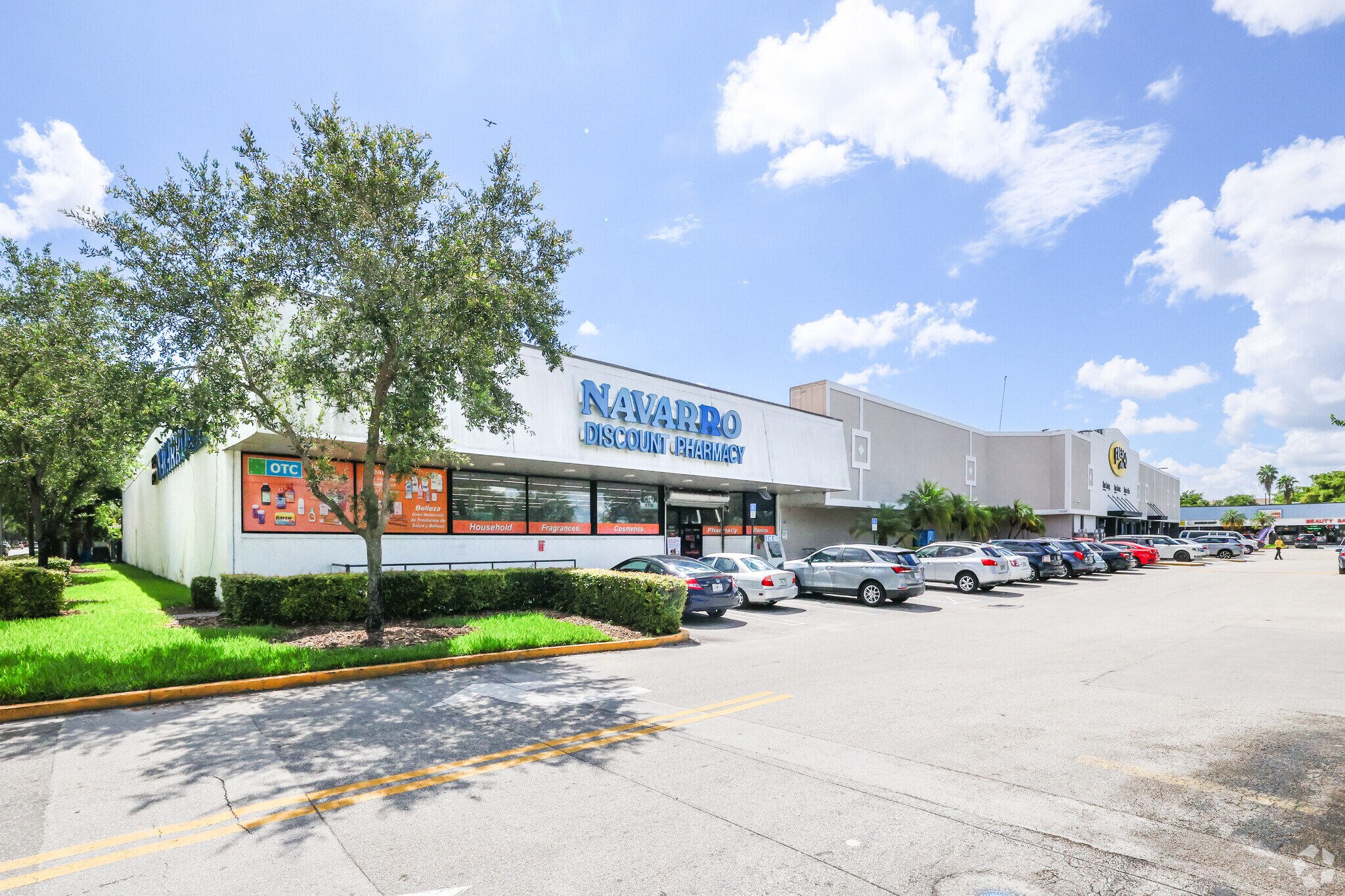 15000-15154 SW 72nd St, Miami, FL à louer Photo principale- Image 1 de 8