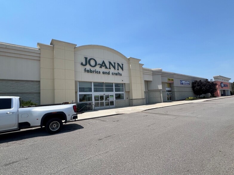 83-87 Spiral Dr, Florence, KY for lease - Building Photo - Image 2 of 12