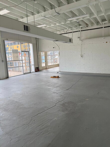 3100 N Lamar Blvd, Austin, TX à louer - Photo du bâtiment - Image 3 de 4