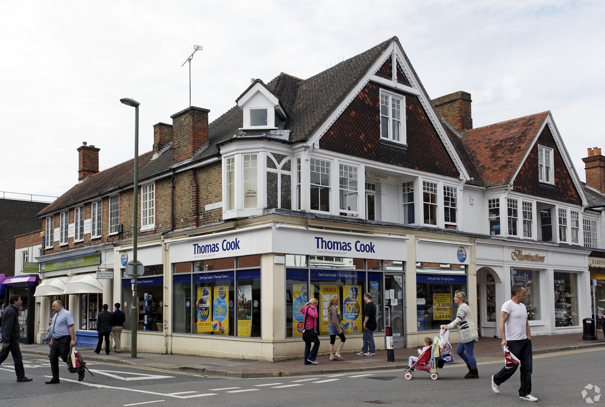 2-2A Princess Way, Camberley for lease Primary Photo- Image 1 of 6