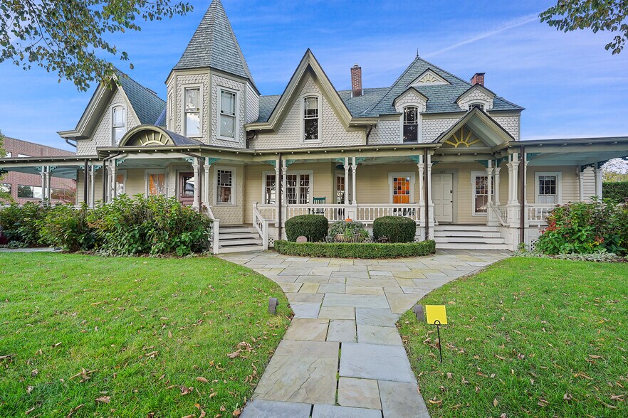 413-415 Bedford Rd, Pleasantville, NY à vendre - Photo du bâtiment - Image 1 de 31
