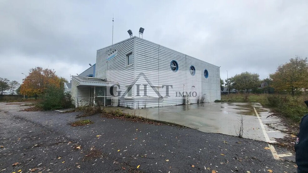 Industriel dans Montereau-Fault-Yonne à vendre - Photo du bâtiment - Image 2 de 18