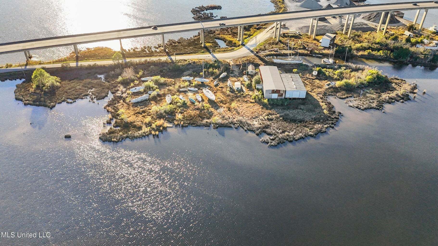 5024 Main St, Moss Point, MS for sale Primary Photo- Image 1 of 10