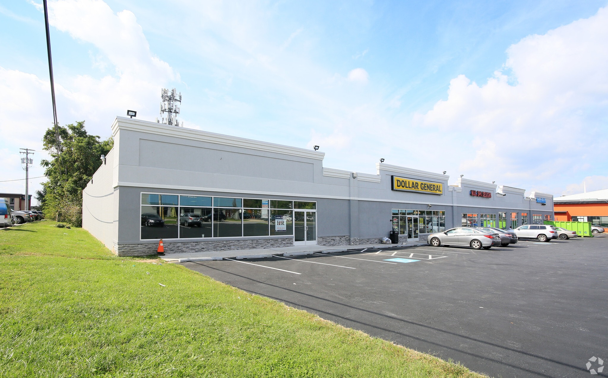 5900 Reisterstown Rd, Baltimore, MD for lease Primary Photo- Image 1 of 2