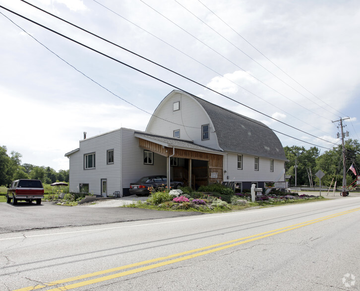 10580 Main St, Mantua, OH à vendre - Photo principale - Image 1 de 1