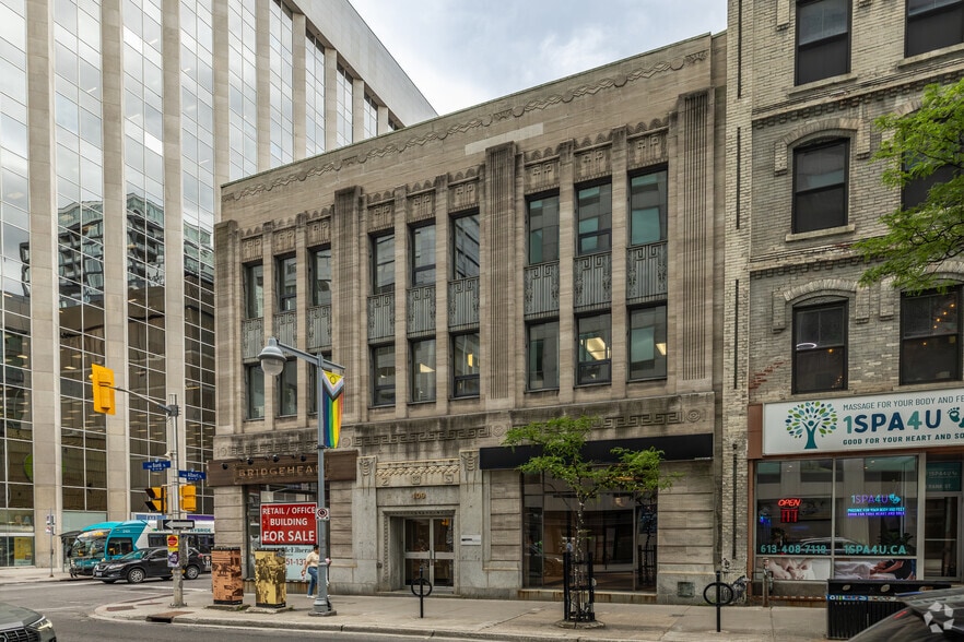 109 Bank St, Ottawa, ON à louer - Photo du bâtiment - Image 2 de 2