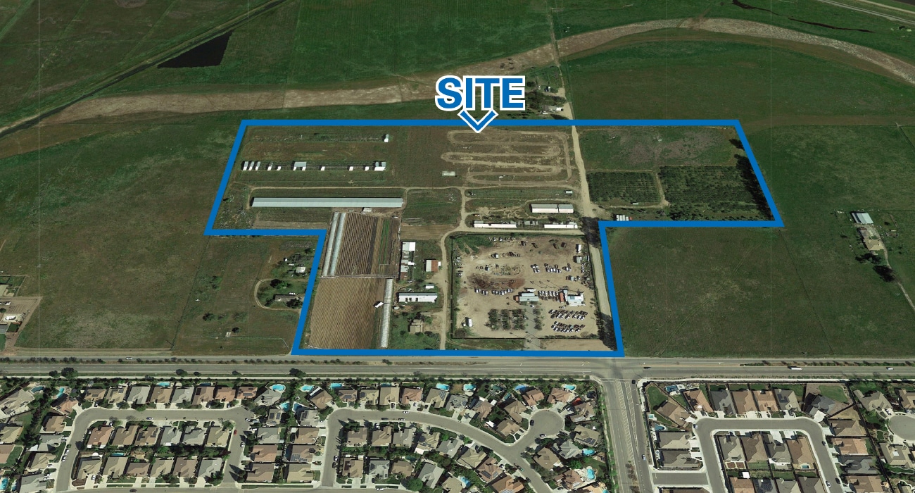 6374 E Shepherd Ave, Clovis, CA à vendre Photo du bâtiment- Image 1 de 2