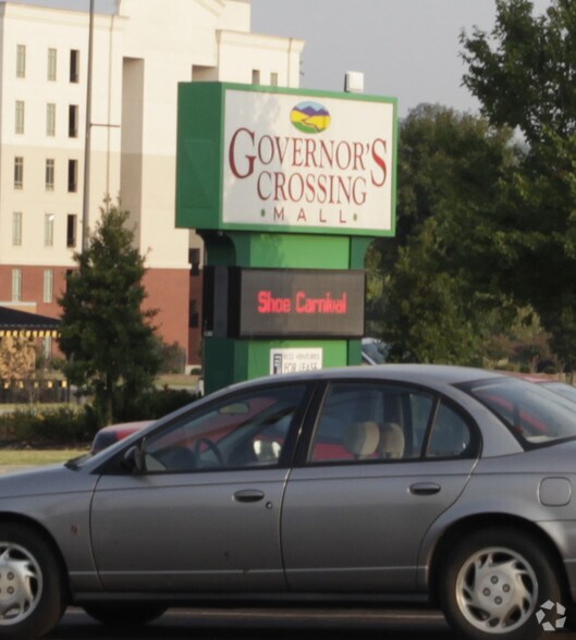 196-236 Collier Dr, Sevierville, TN à louer - Photo du bâtiment - Image 2 de 8