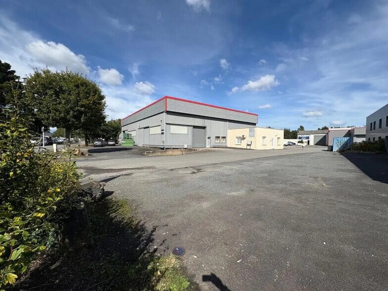 Bureau dans Carquefou à louer - Photo du bâtiment - Image 2 de 12
