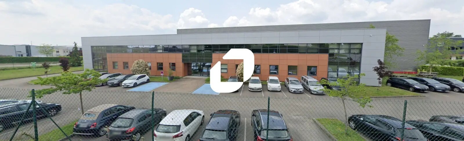 555 Rue De La Dombes, Miribel à louer Photo du bâtiment- Image 1 de 70