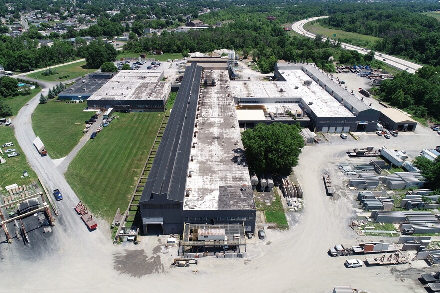 400 Old Reading Pike, Pottstown, PA for lease - Building Photo - Image 2 of 7