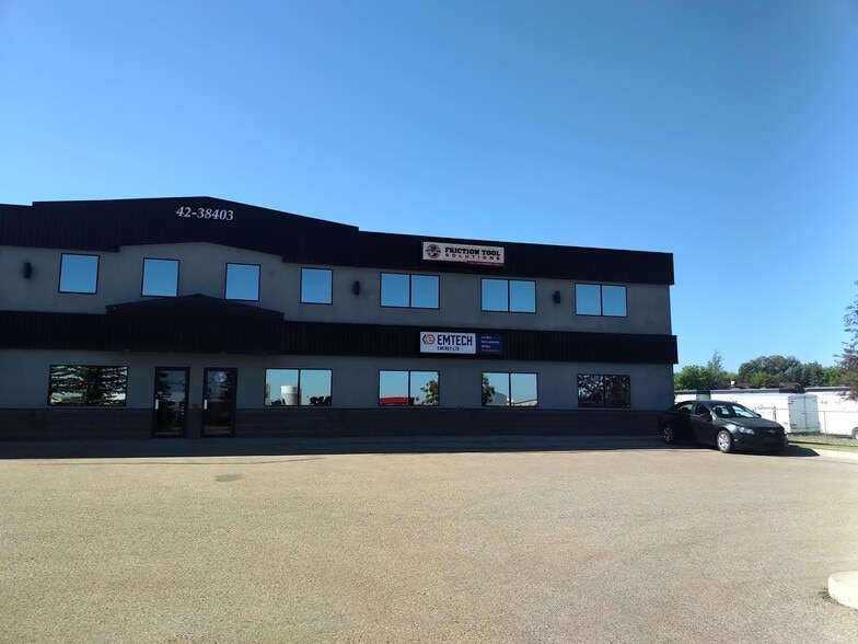 42 Burnt Lake Cres, Red Deer County, AB for lease - Building Photo - Image 3 of 6