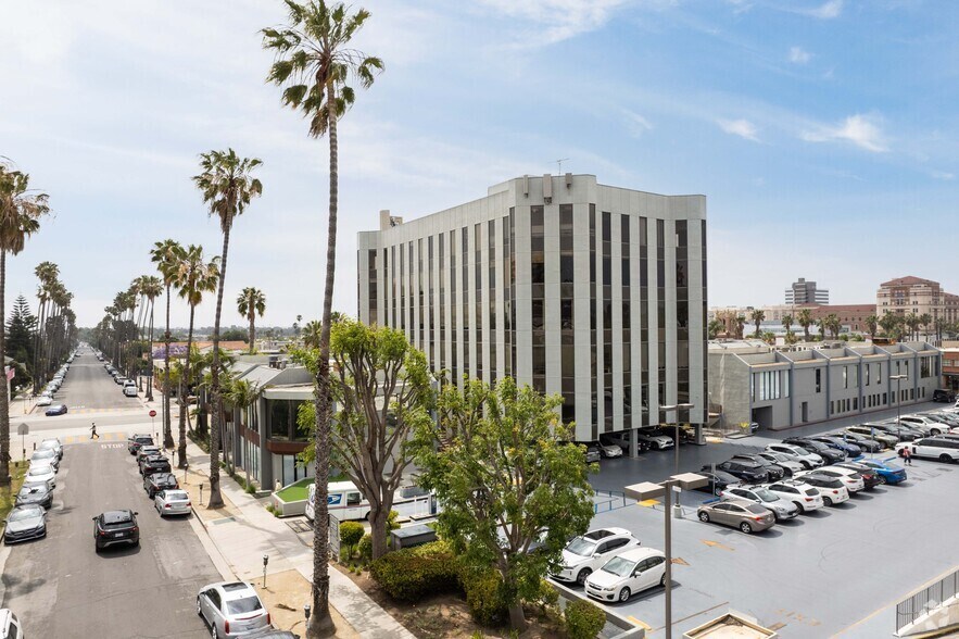 1801-1831 Wilshire Blvd, Santa Monica, CA à louer - Photo du bâtiment - Image 3 de 8