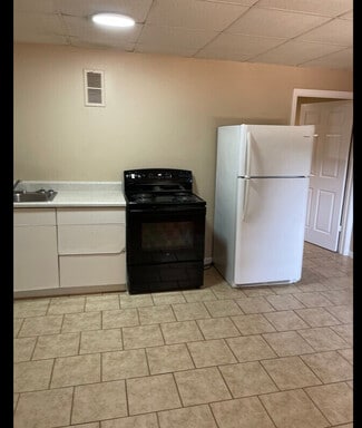 Plus de détails pour 1900 Old Shocco Rd, Talladega, AL - Multi-résidentiel à vendre