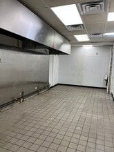 4375 W Desert Inn Rd, Las Vegas, NV for lease Interior Photo- Image 2 of 11