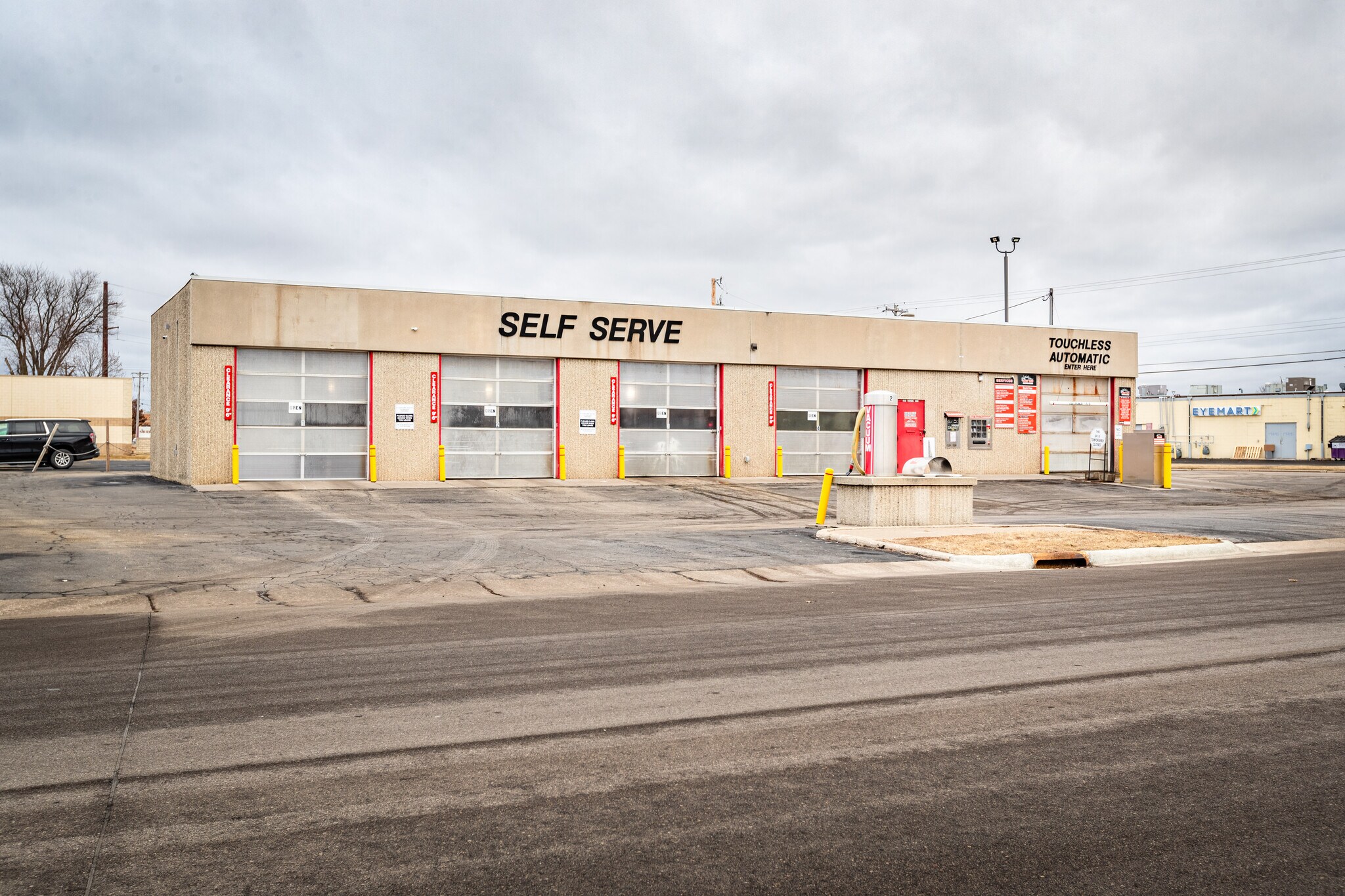 581 Lester Ave, Onalaska, WI for sale Building Photo- Image 1 of 19