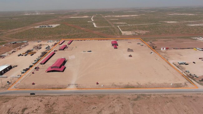 Plus de détails pour 8211 E County Road 62, Midland, TX - Industriel à vendre