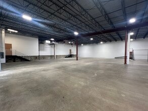 4940 Aultman Rd, Canton, OH for lease Interior Photo- Image 2 of 5