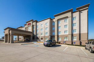 Hampton by Hilton - Motel