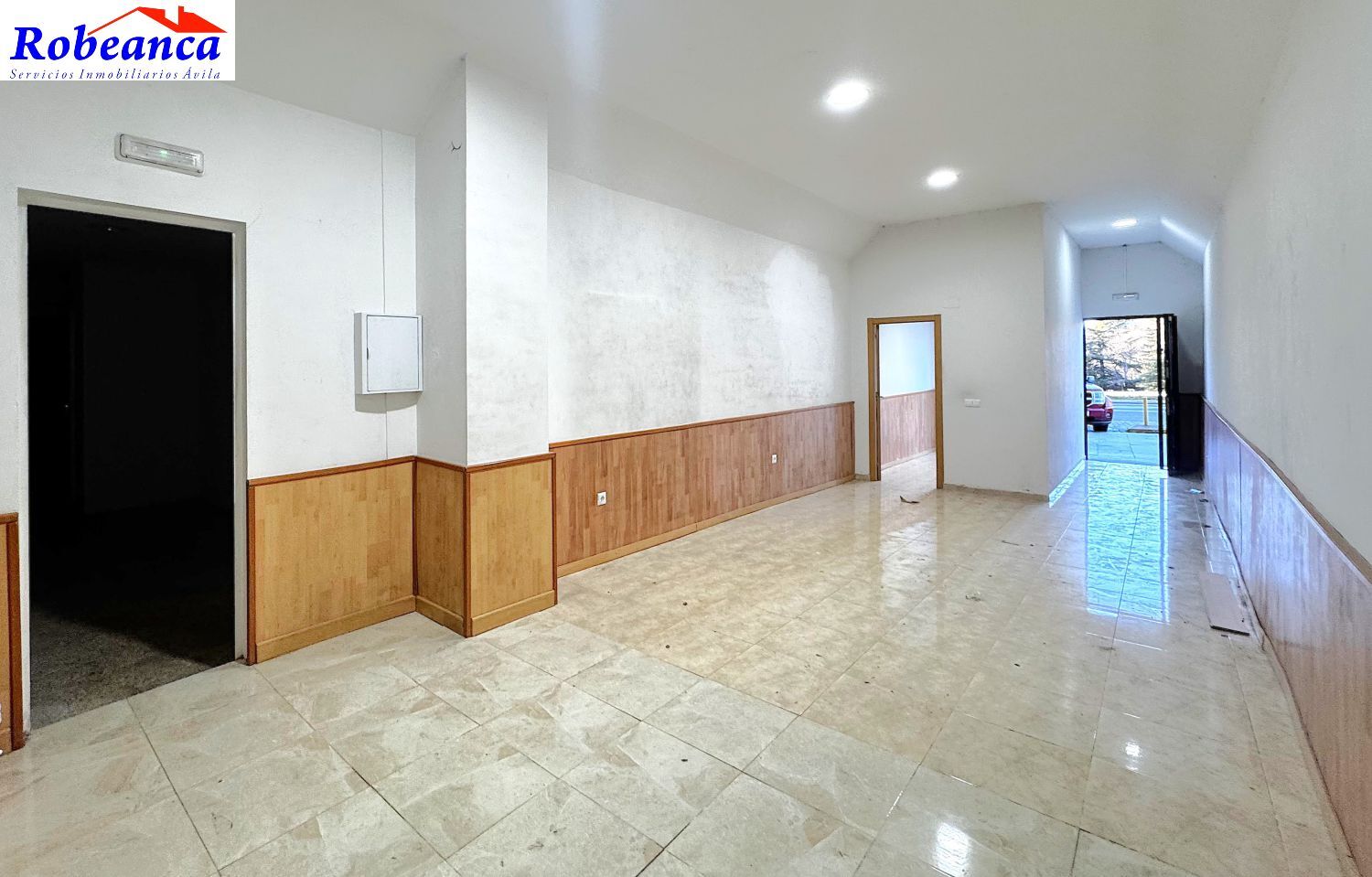 Retail in Ávila, Ávila for lease Floor Plan- Image 1 of 9