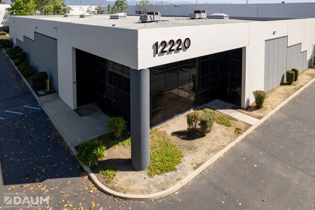 Plus de détails pour 12220 4th St, Rancho Cucamonga, CA - Industriel à louer