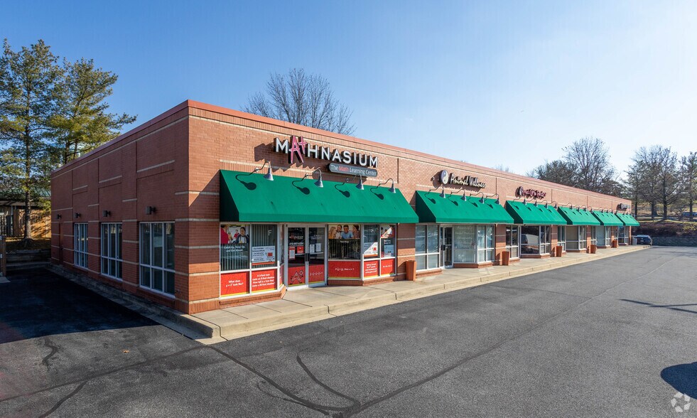 8827 Centre Park Dr, Columbia, MD for lease - Building Photo - Image 2 of 8