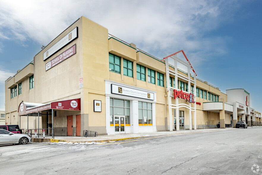 133-11 20th Ave, College Point, NY à vendre - Photo principale - Image 1 de 1